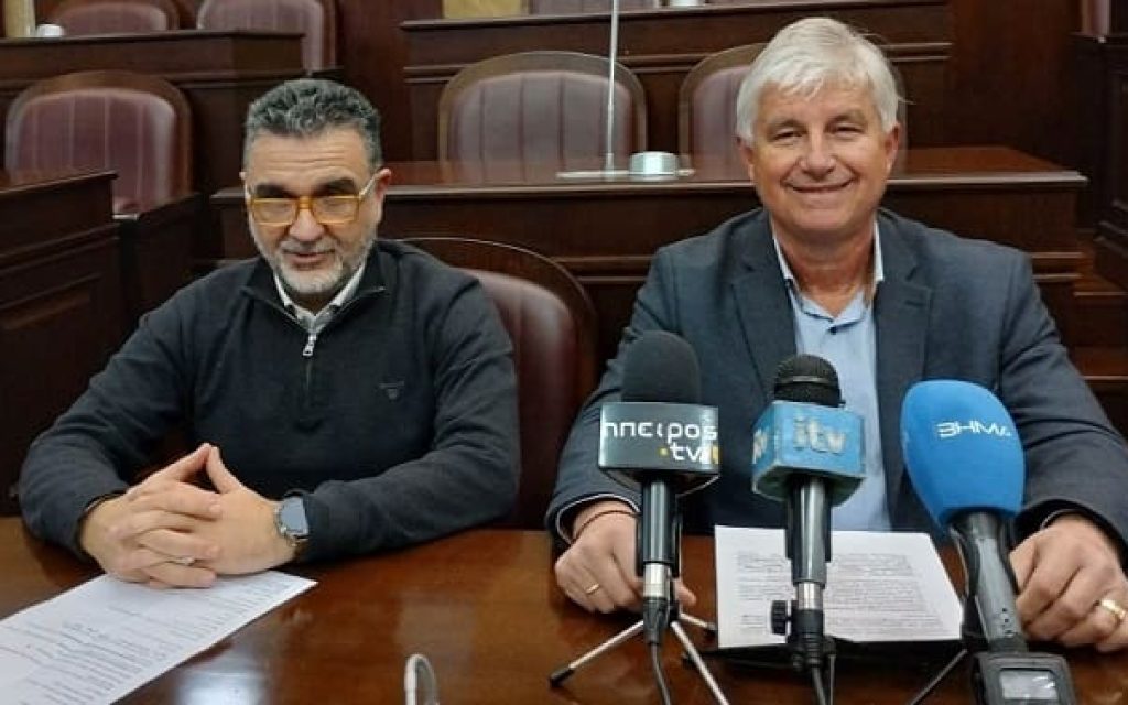 okpapa proedros antiproedros