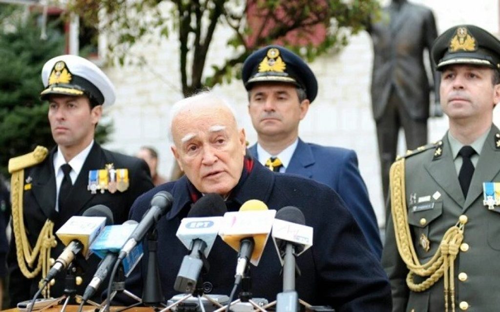 papoulias parelasi