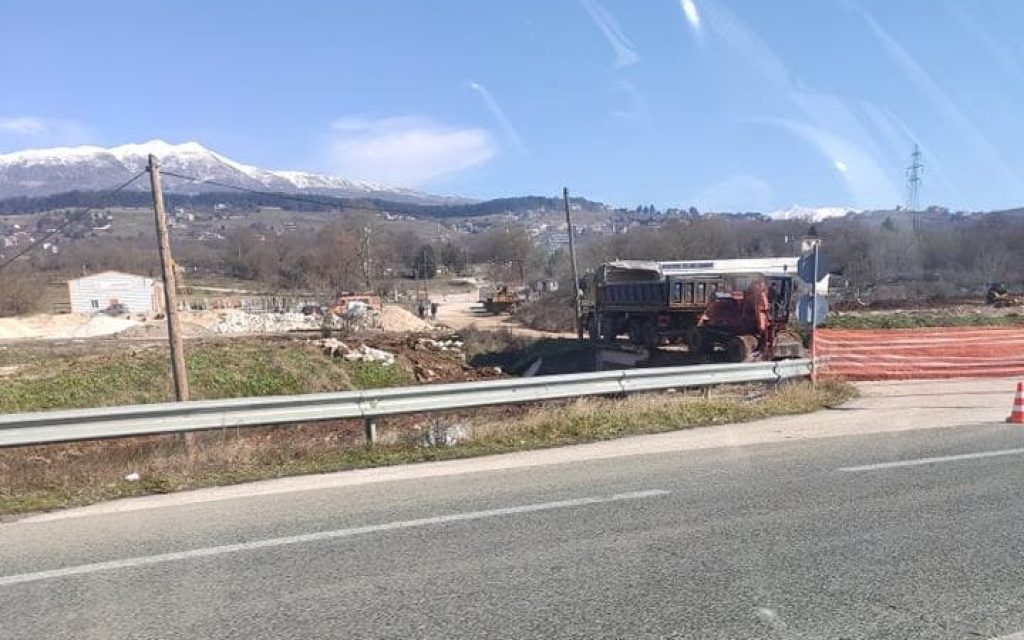 parakampsi petropoulaki1