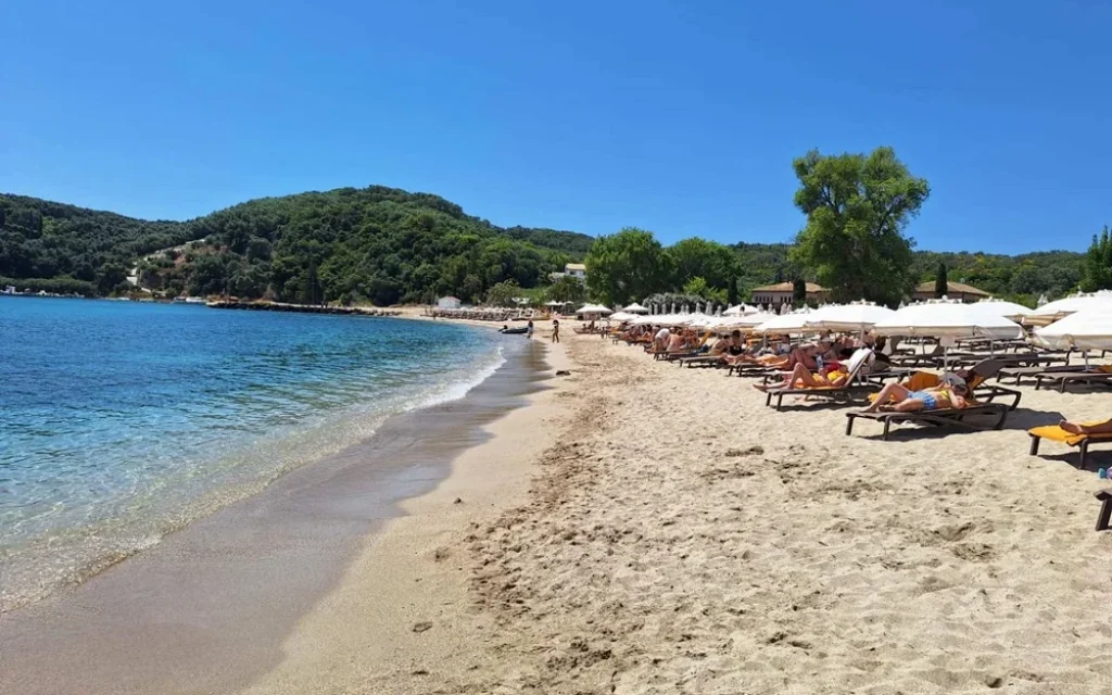 paralia valtos1