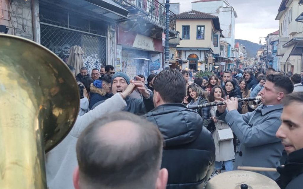 paramoni xristougenna