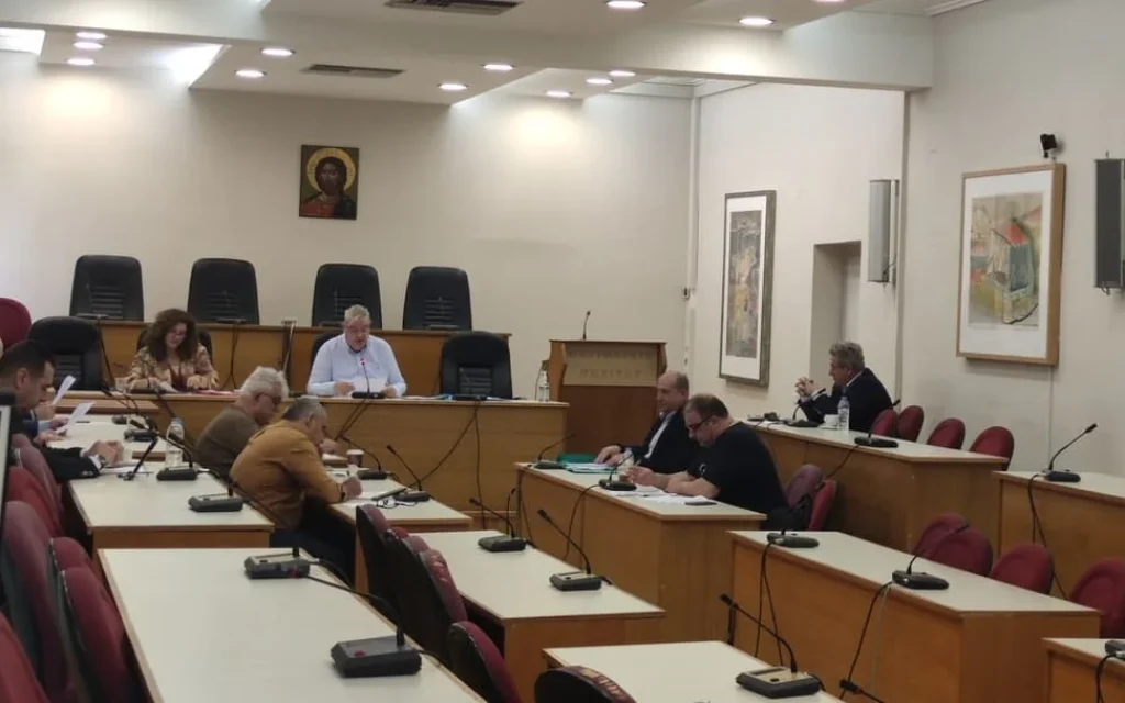 perifereiaki epitropi (6)