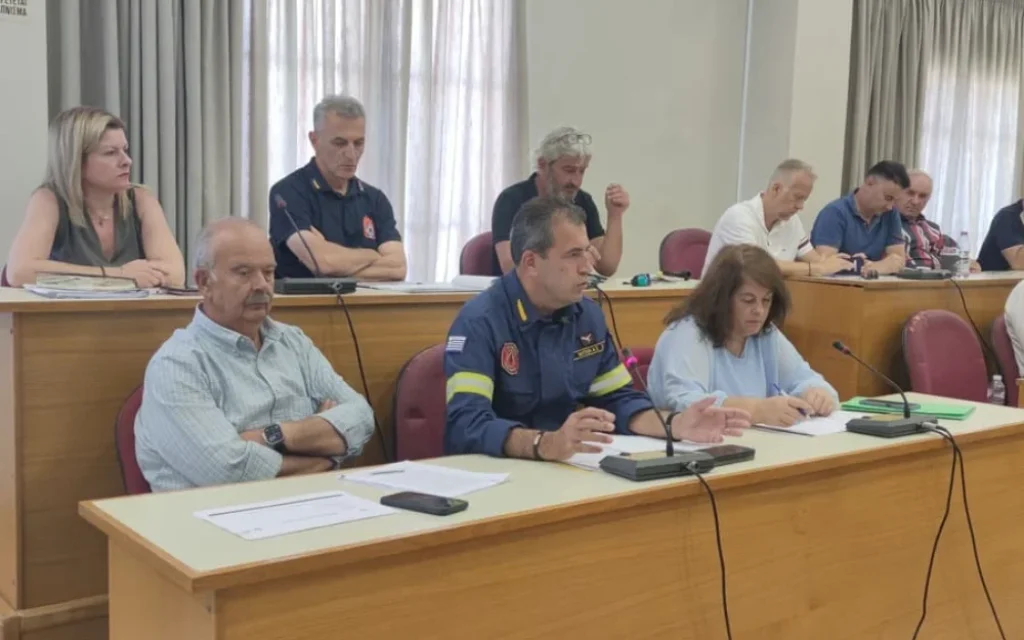 pirosvestiki perifereiako ()