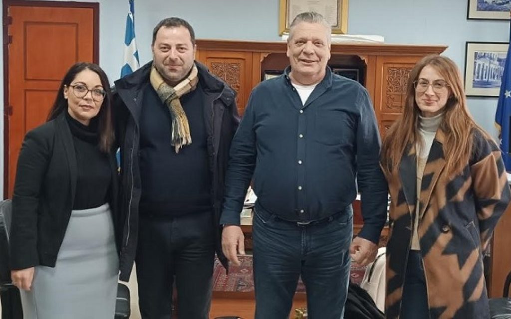 pitoulis pasok