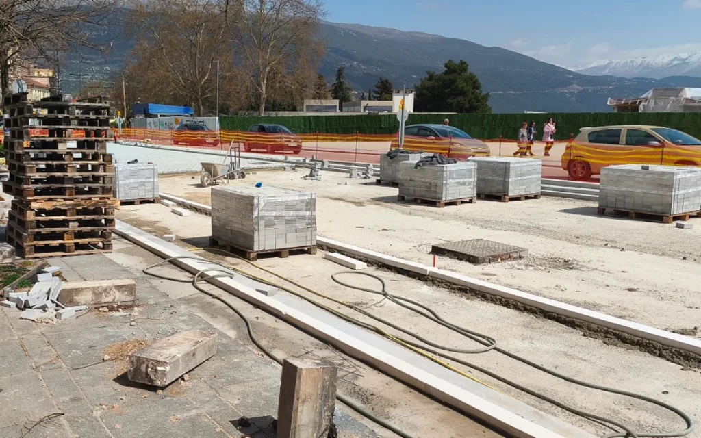 plateia plakakia