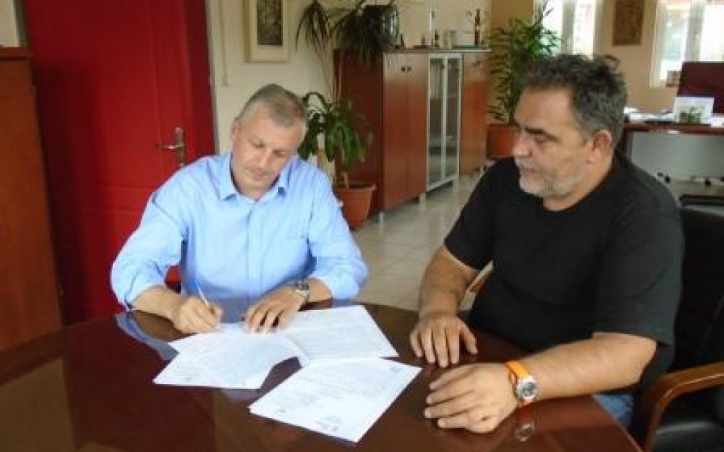pliakos ipografi