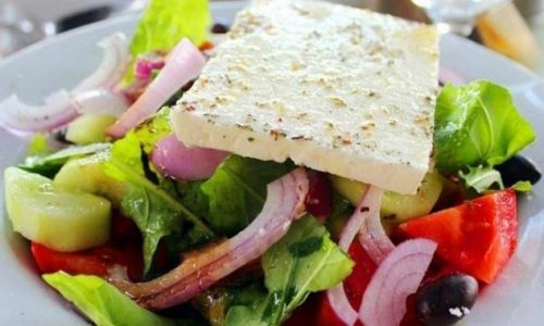 salata feta