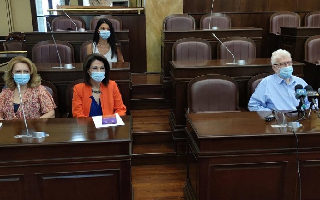 sinenteuksi gia ekdiloseis