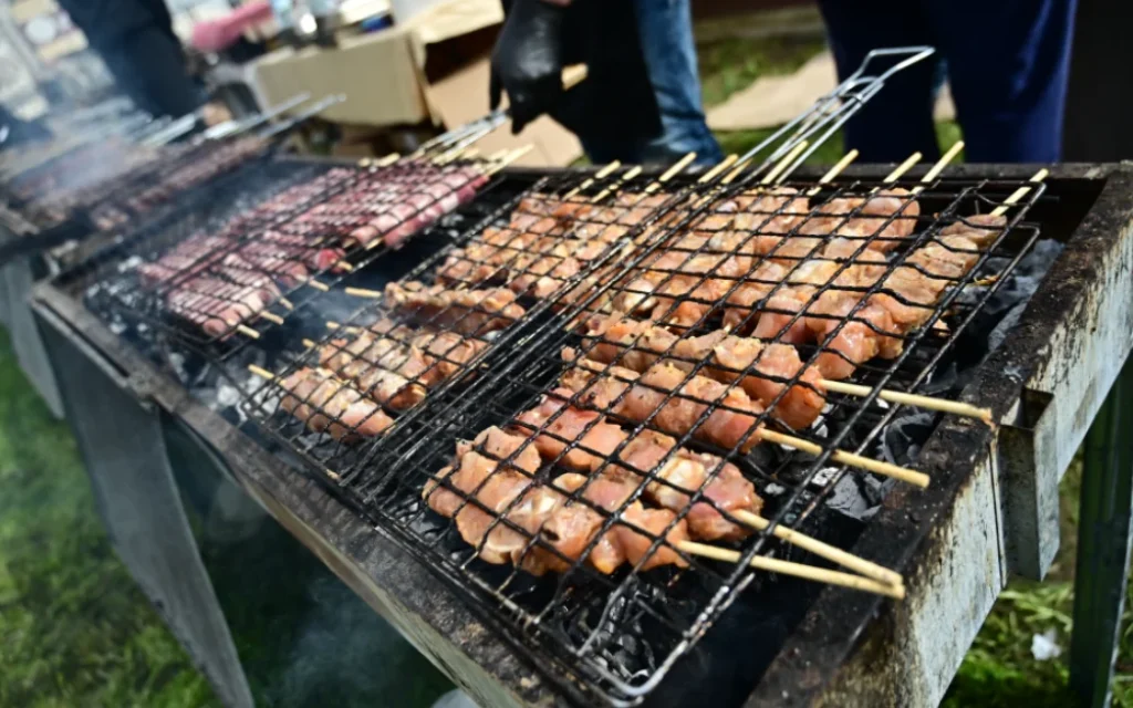 souvlakia psistaria ()