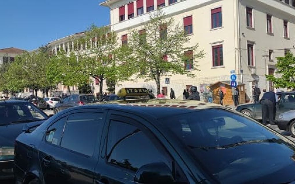taksi giannena1