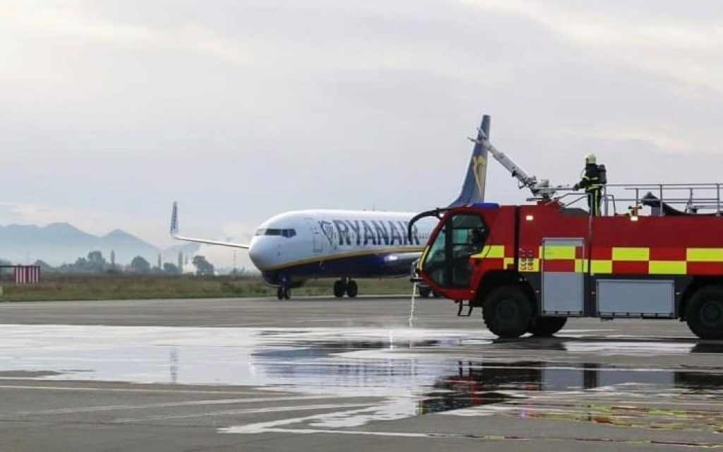 tirana aerodromio