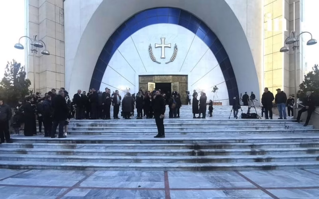 tirana naos anastaseos